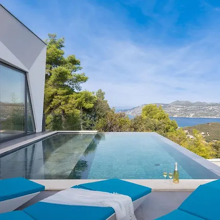 Aqua Majestic Diamond Sumptuous 5 Bedroom Magnificent Seaview Zrnovo