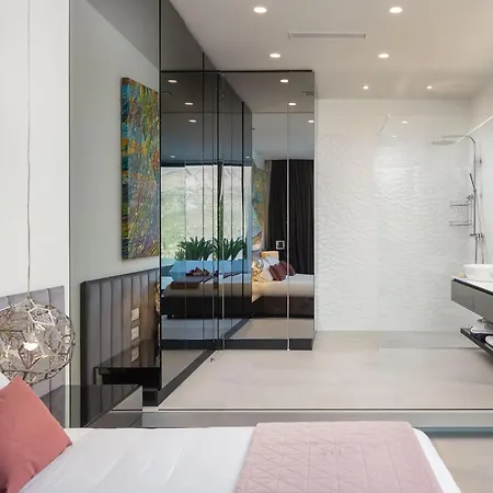 Aqua Majestic Diamond Sumptuous 5 Bedroom Magnificent Seaview Вилла *