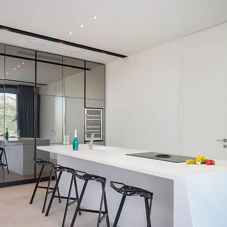 Aqua Majestic Diamond Sumptuous 5 Bedroom Magnificent Seaview Вилла