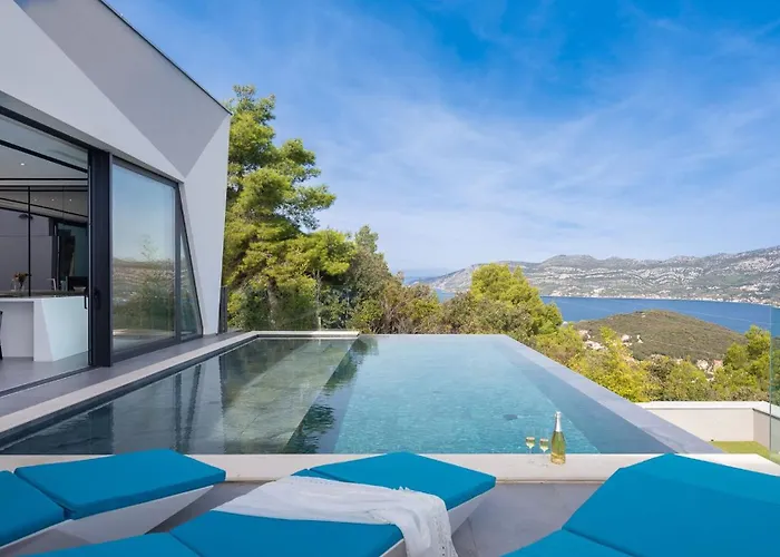 Aqua Majestic Diamond Sumptuous 5 Bedroom Magnificent Seaview Zrnovo