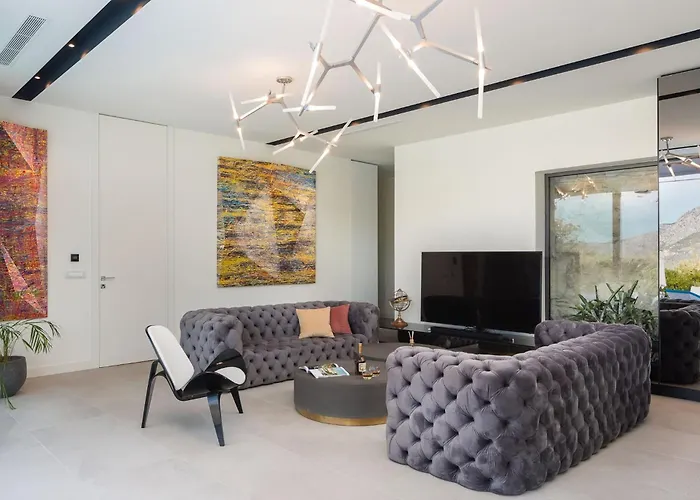 Villa Aqua Majestic Diamond Sumptuous 5 Bedroom Magnificent Seaview *