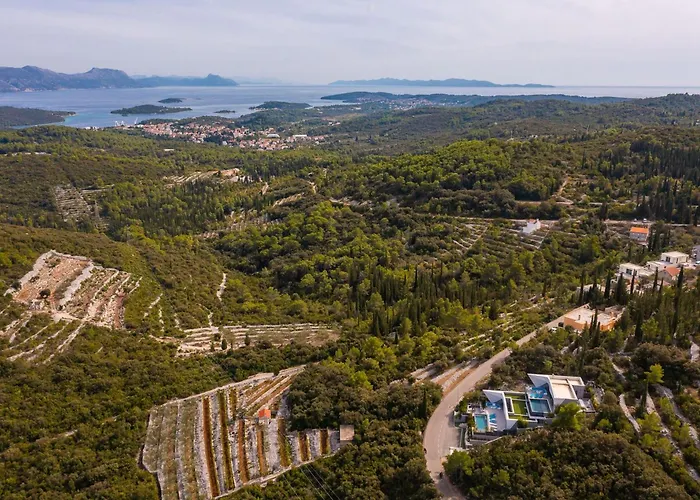 Aqua Majestic Diamond Sumptuous 5 Bedroom Magnificent Seaview Zrnovo